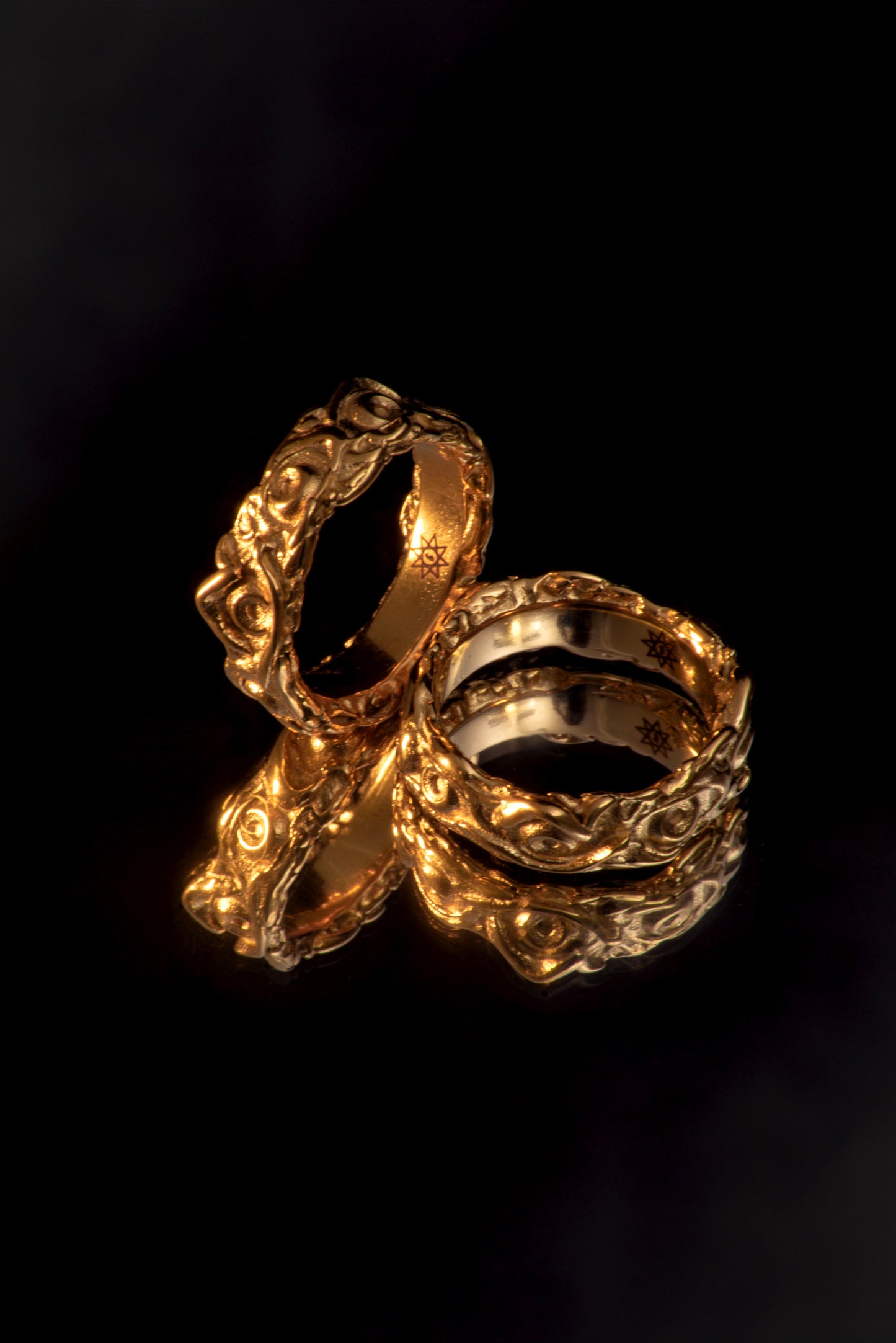 “Enigma’s Perception” Ring (Gold)